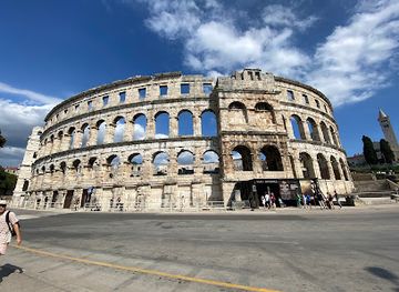 croatia/pula/landmark/free-spirit-tours-pula-free-walking-tour-and-other-tours