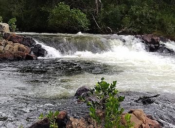 zambia/muchinga-province/landmark/chipoma-falls