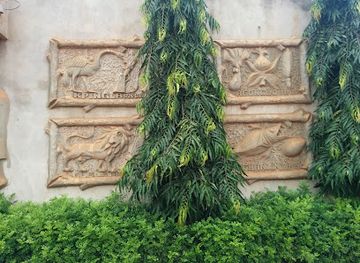 benin/couffo/landmark/hotel-cite-royale