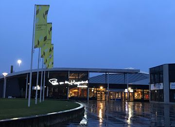 netherlands/eindhoven/landmark/national-swimming-center-the-tongelreep