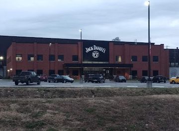 tennessee/jack-daniel-s-distillery/landmark/jack-daniels-south-bottling-house