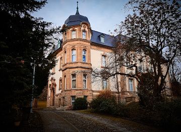 poland/gorzów-wielkopolski/landmark/muzeum-lubuskie-im-jana-dekerta-w-gorzowie-wielkopolskim-zespol-willowo-ogrodowy