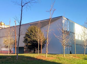 spain/girona/landmark/biblioteca-publica-carles-rahola