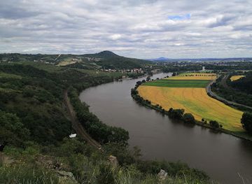 czechia/bohemia/landmark/porta-bohemica