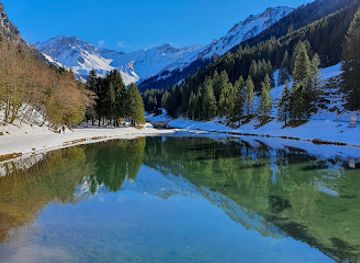 liechtenstein/malbun/landmark/stausee-steg