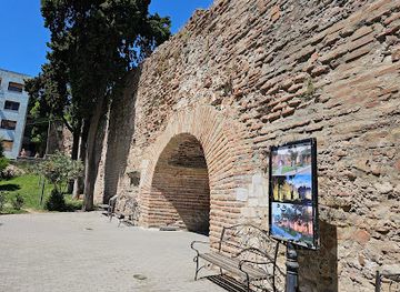 albania/durres-coast/landmark/city-wall-of-durres