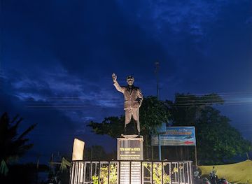 india/goa/baga/landmark/tito-henry-de-souza-statue