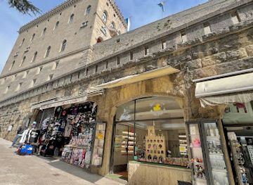 san-marino/domagnano/landmark/san-marino-duck-store