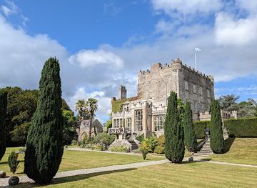 ireland/county-carlow/landmark/huntington-castle-gardens