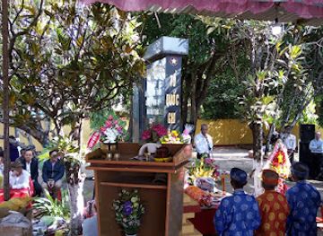 vietnam/buon-ma-thuot/landmark/mau-than-memorial