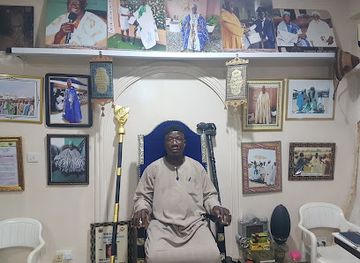 ghana/kokrobite/landmark/bab-sagob-i-alhaji-sulley-oubda-issah-palace-abeka-mooshie-chief