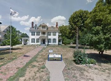 illinois/quad-cities/landmark/governor-duncan-mansion