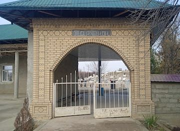 uzbekistan/navoiy-region/landmark/tarxanon-qabristoni