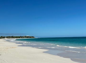 the-bahamas/abaco-islands/landmark/catch-a-wave-bahamas