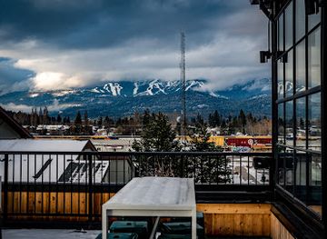 montana/whitefish/landmark/blackstar-brewpub