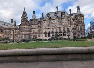 united-kingdom/sheffield/city-centre/landmark/sheffield-town-hall