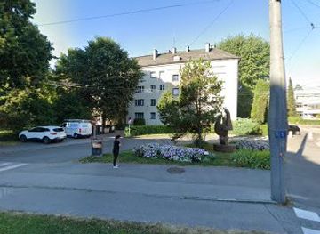 austria/salzburg/lehen/landmark/schneckenstatue