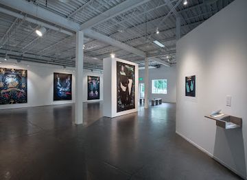 minnesota/minneapolis/northeast-minneapolis/landmark/public-functionary