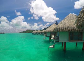 french-polynesia/bora-bora/landmark/bora-bora-lagoonarium