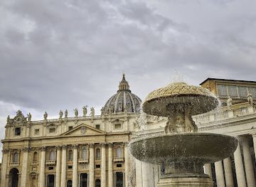 vatican-city/vatican-necropolis/landmark/maderno-fountain