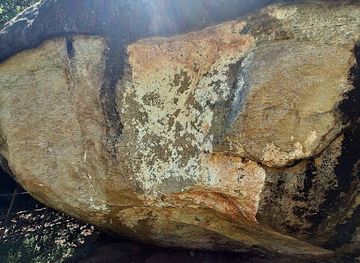 sri-lanka/up-country/landmark/cave-with-ancient-paintings