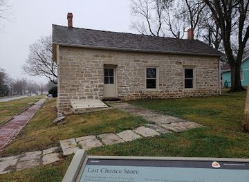 kansas/central-plains/landmark/last-chance-store