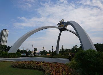 malaysia/johor-bahru/johor-bahru-city-centre/landmark/bukit-serene-palace