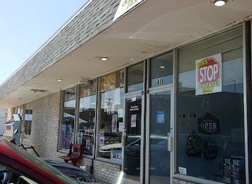 missouri/poplar-bluff/landmark/ken-s-comic-man