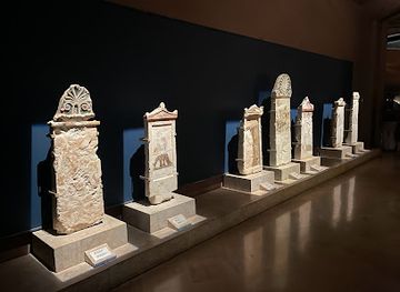 greece/macedonia/landmark/museum-of-the-royal-tombs-at-aigai-aegae