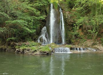 romania/bihor/landmark/vadu-crisului-cave