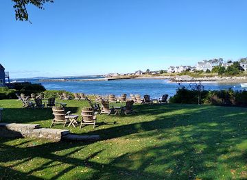 maine/kennebunkport/landmark/stripers-waterside-restaurant