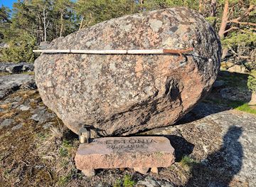 estonia/laane-county/landmark/memory-stone-m-s-estonia