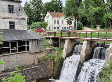 Alekšupīte waterfall