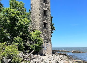 ohio/lake-erie-islands/landmark/turtle-island