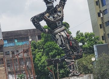 cameroon/douala/akwa/landmark/rond-point-deido