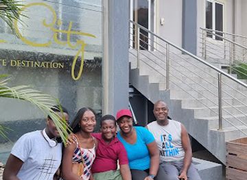 ghana/lake-volta/landmark/okwahuhene-s-palace