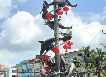 thailand/phuket/landmark/dolphin-circle