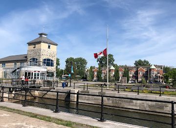 canada/lanaudiere/landmark/lachine-lock-lachine-canal-national-historic-site