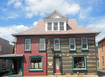 pennsylvania/happy-valley/landmark/millheim-historic-district