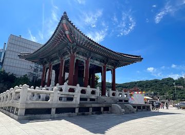 south-korea/suwon/landmark/yeomingak