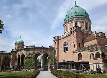 croatia/zagreb/landmark/mirogoj-cemetery