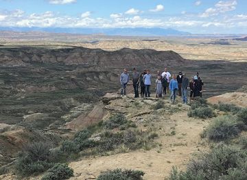 wyoming/cody/landmark/red-canyon-wild-mustang-tours