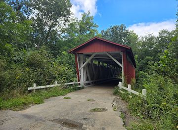 ohio/grand-river-valley/landmark/everett-covered-bridge