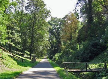 czechia/eagle-mountains/landmark/deer-moat