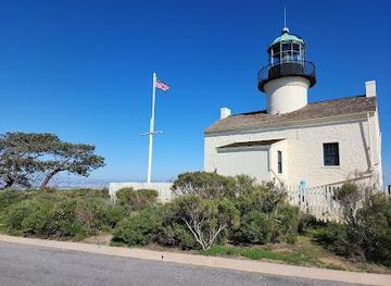 mexico/tijuana/landmark/old-point-loma-lighthouse