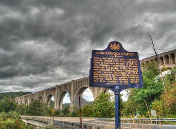 pennsylvania/susquehanna-valley/landmark/tunkhannock-creek-viaduct