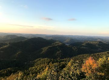 kentucky/appalachian-plateau/landmark/pine-mountain