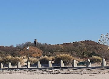 indiana/the-dunes/landmark/michigan-city-east-pierhead-lighthouse