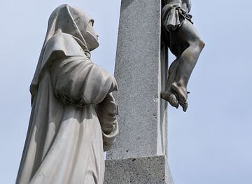 poland/gliwice/landmark/krzyz-wotywny