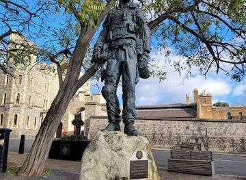 united-kingdom/london/landmark/soldier-s-statue